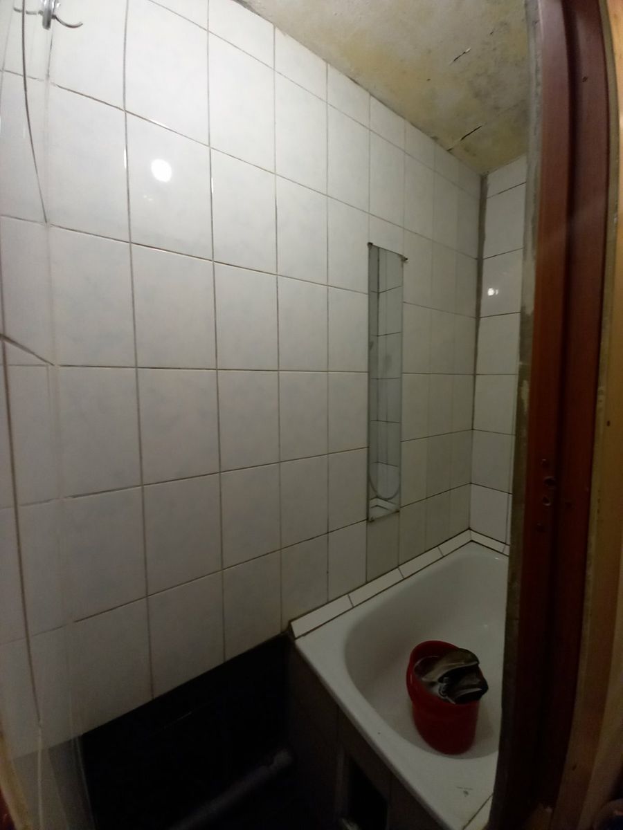 1837605892758118