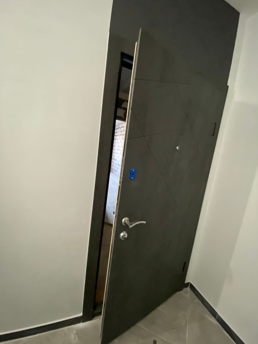 1798925494778119