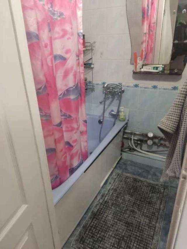 1837172195302119