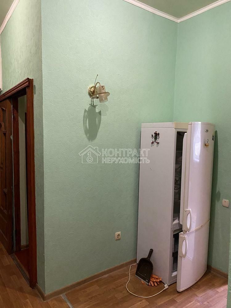1833541600655012