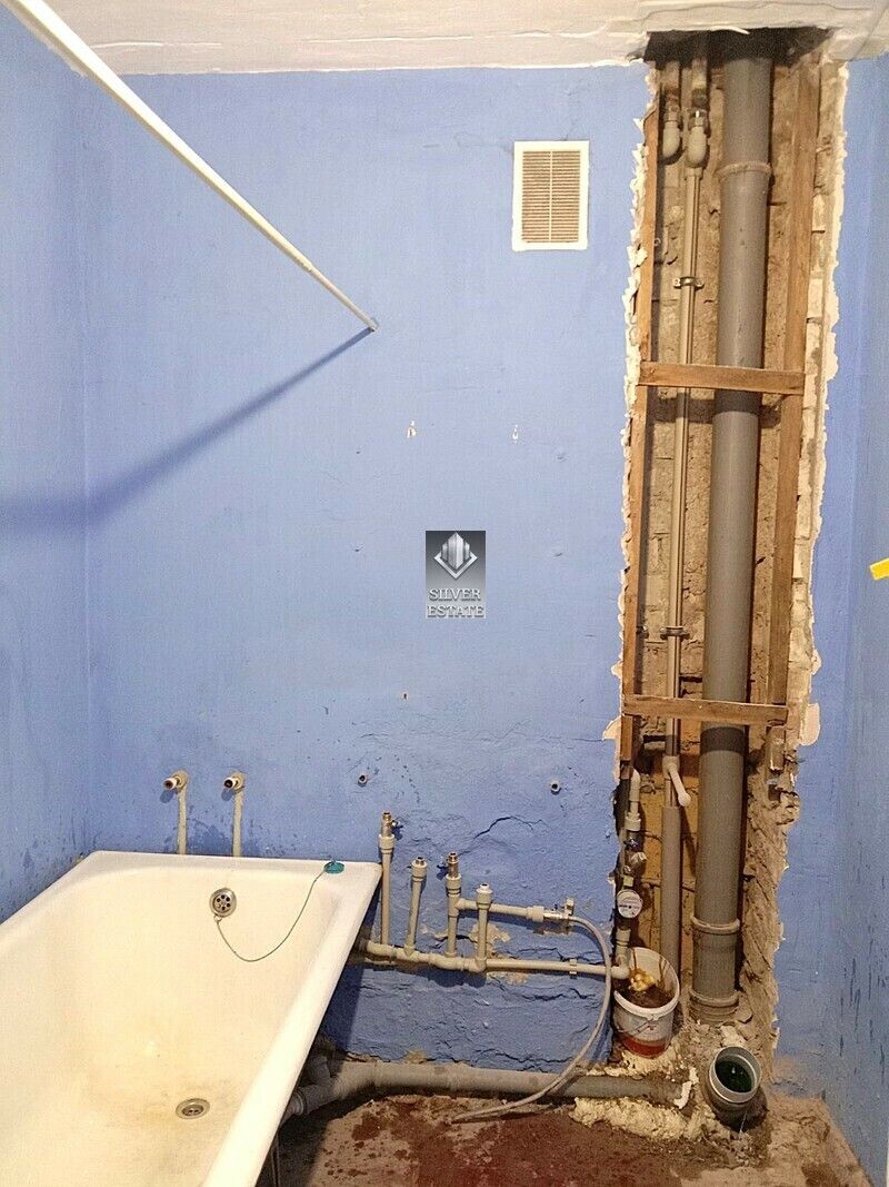 1837205546131012