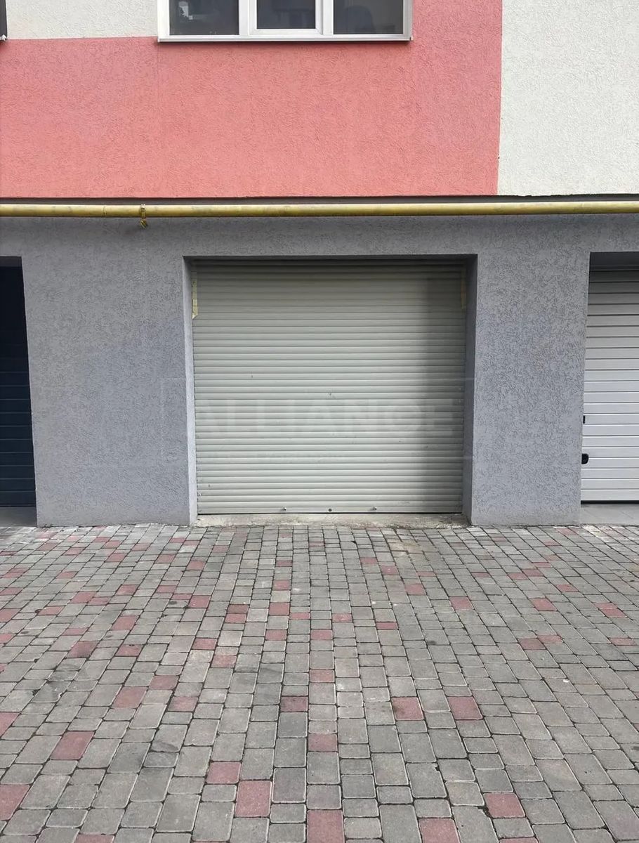 1840229967475012