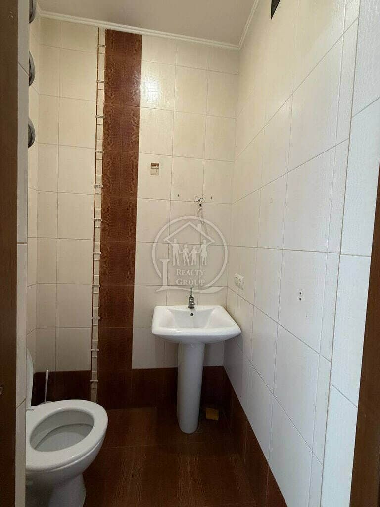 1832549897674120