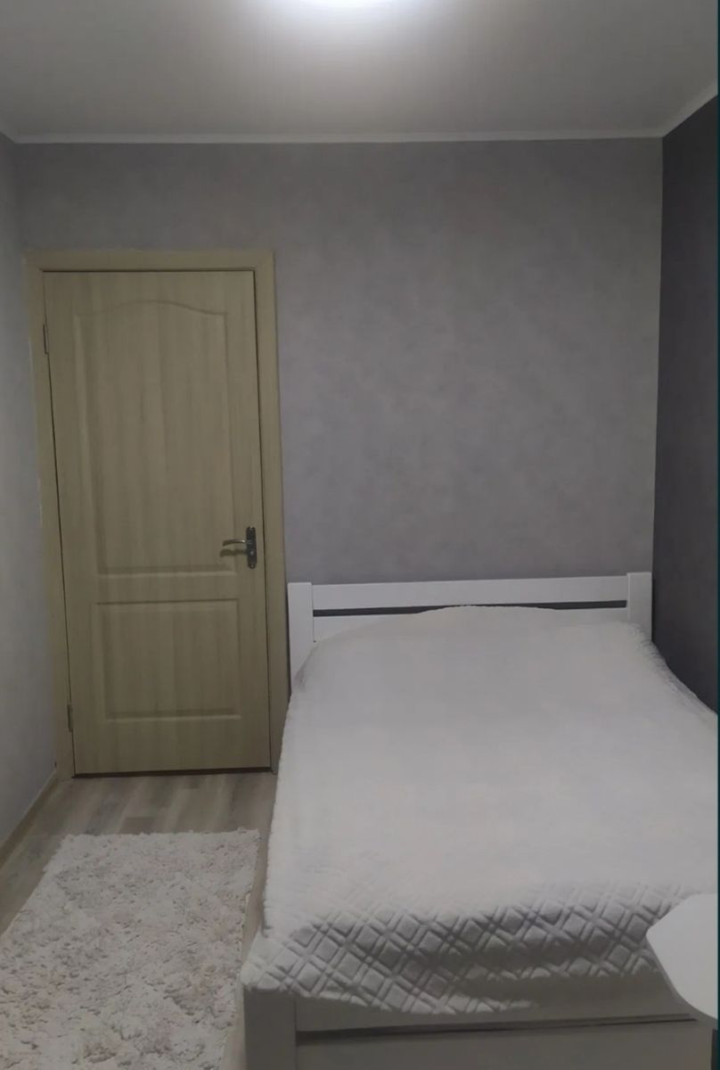 1837740585827121