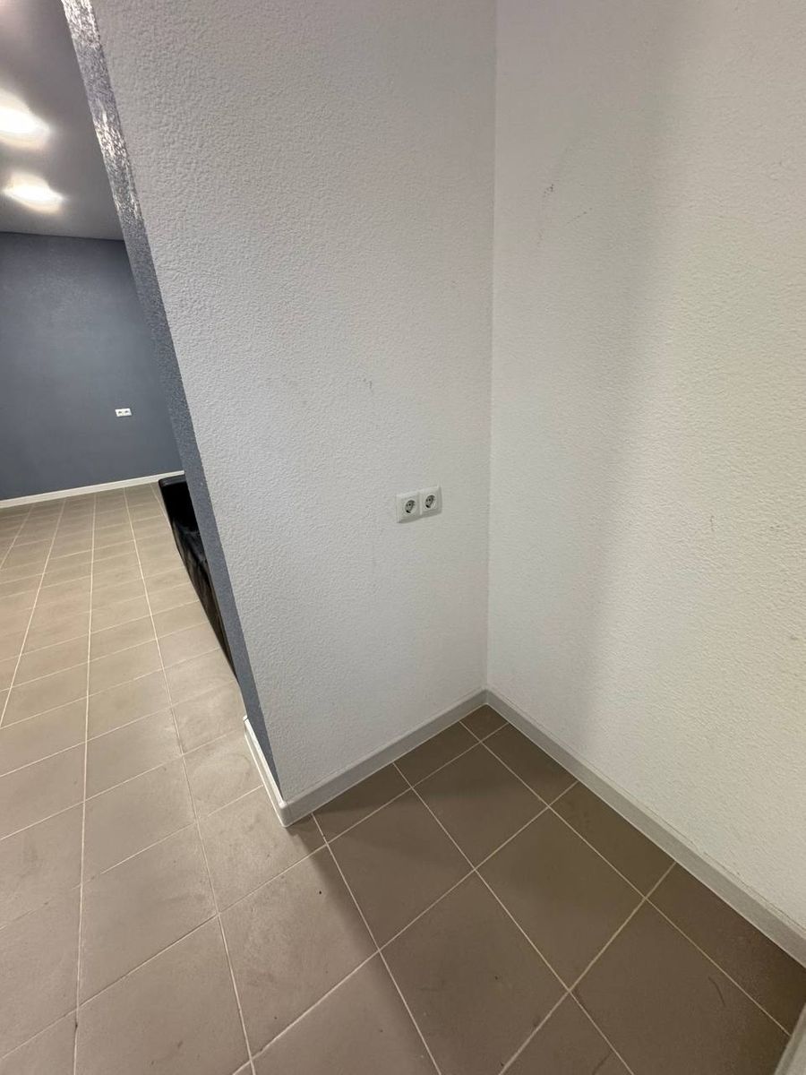 1840228096028121