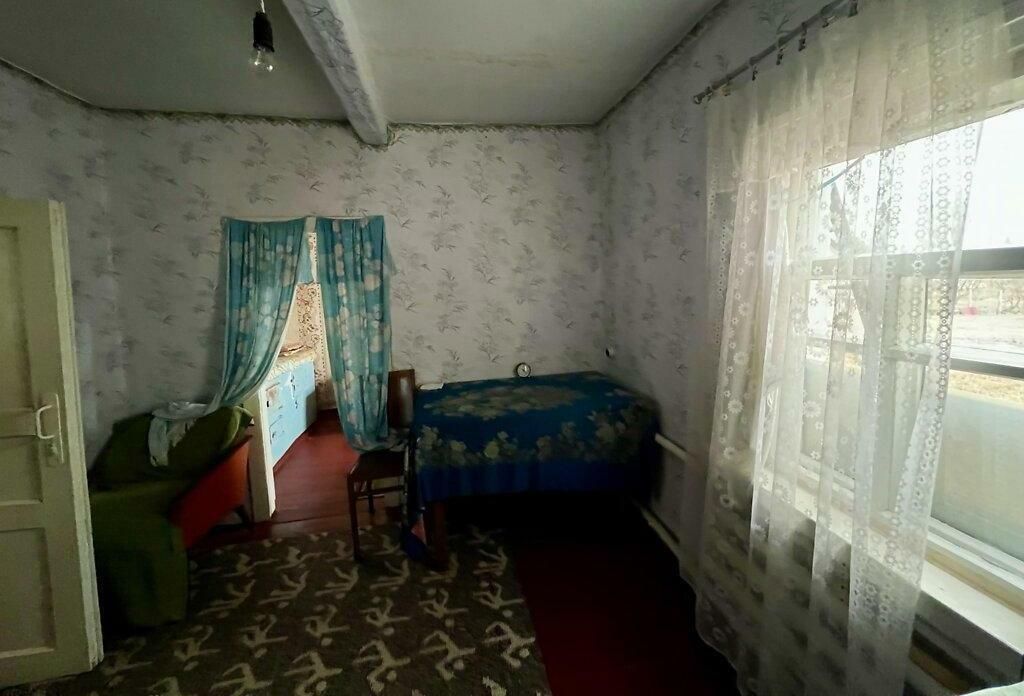 1835738244150122