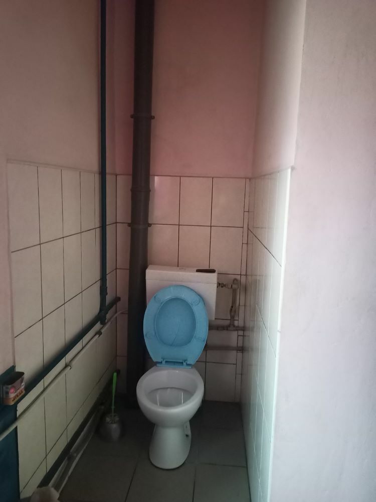 1817406462937125