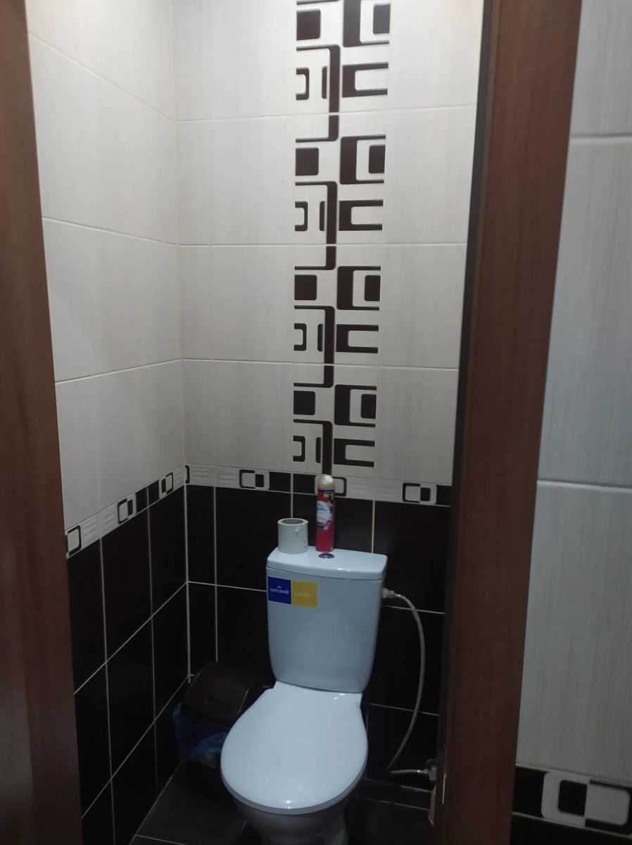 1835797720404125