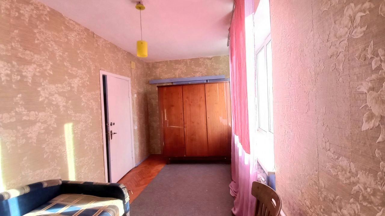 1832634521901127
