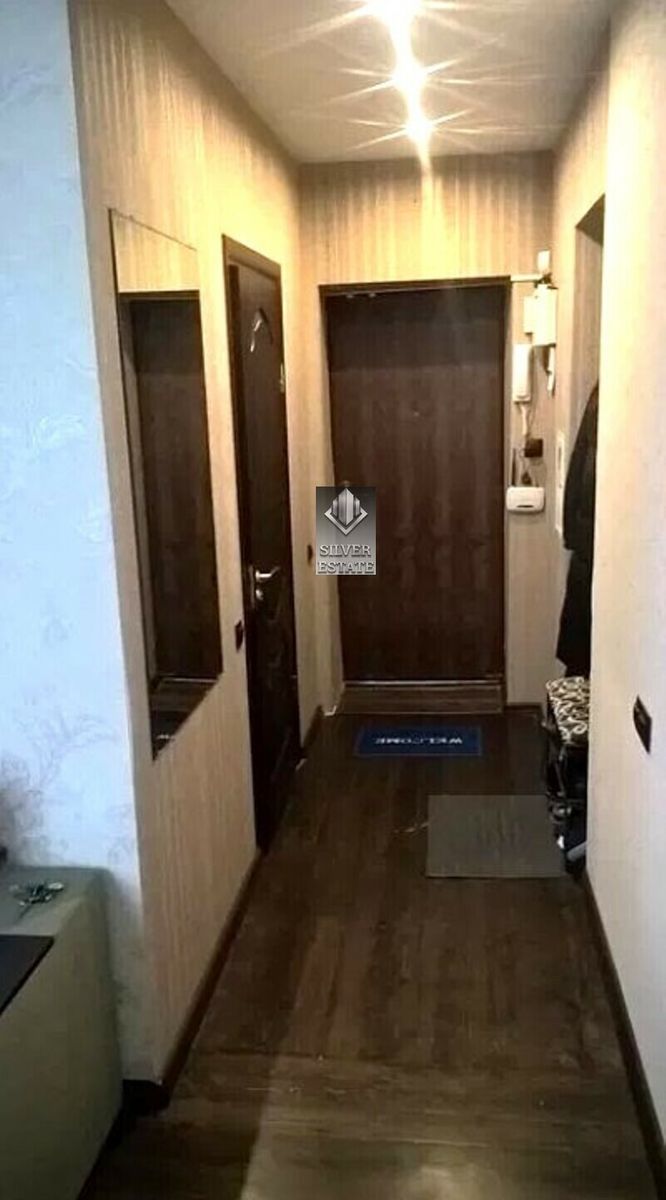 1834031263493129