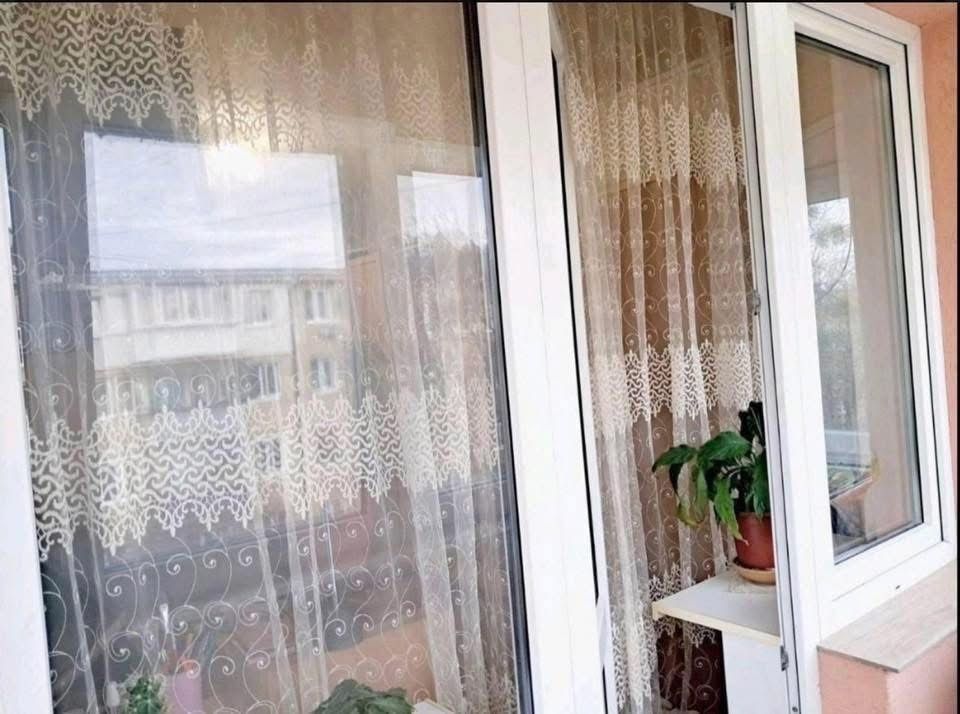 1836905508255129