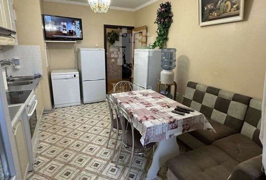 1831358857237013
