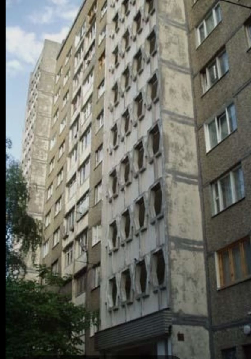 1825647633272130