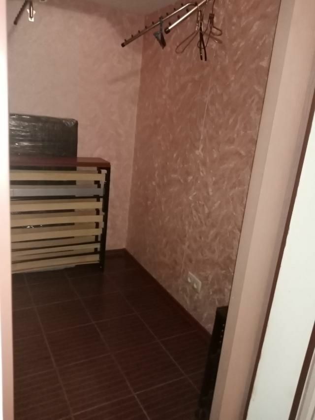 1827753746440130