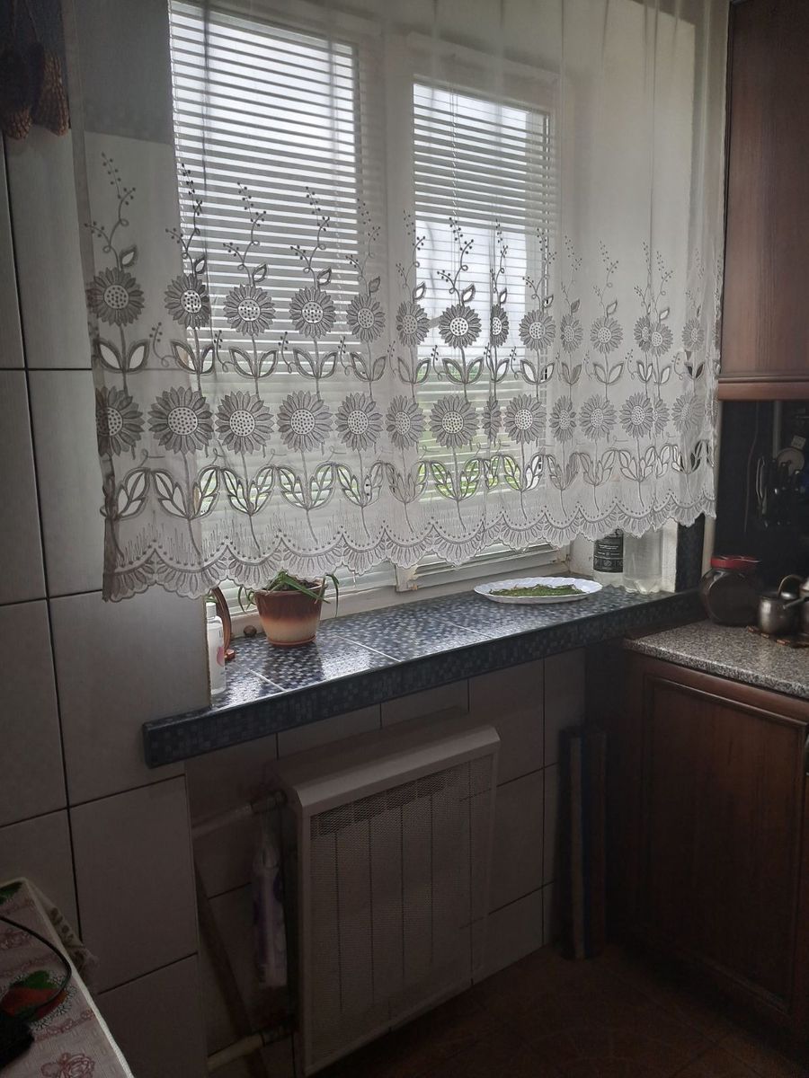 1835089614159130