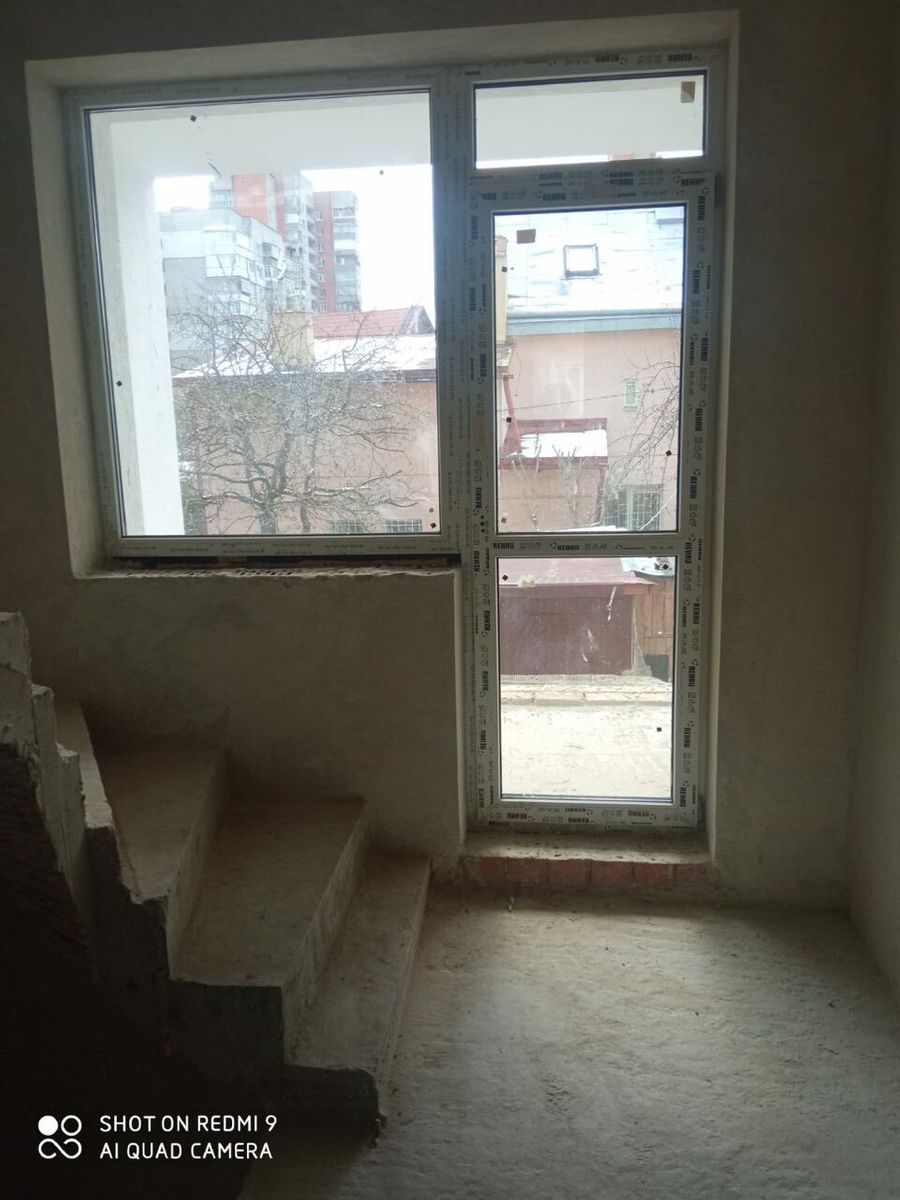 1831457326758131