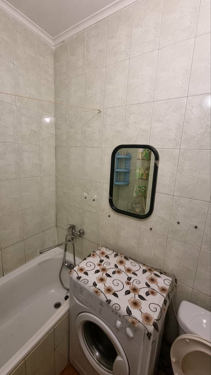 1835803496149132