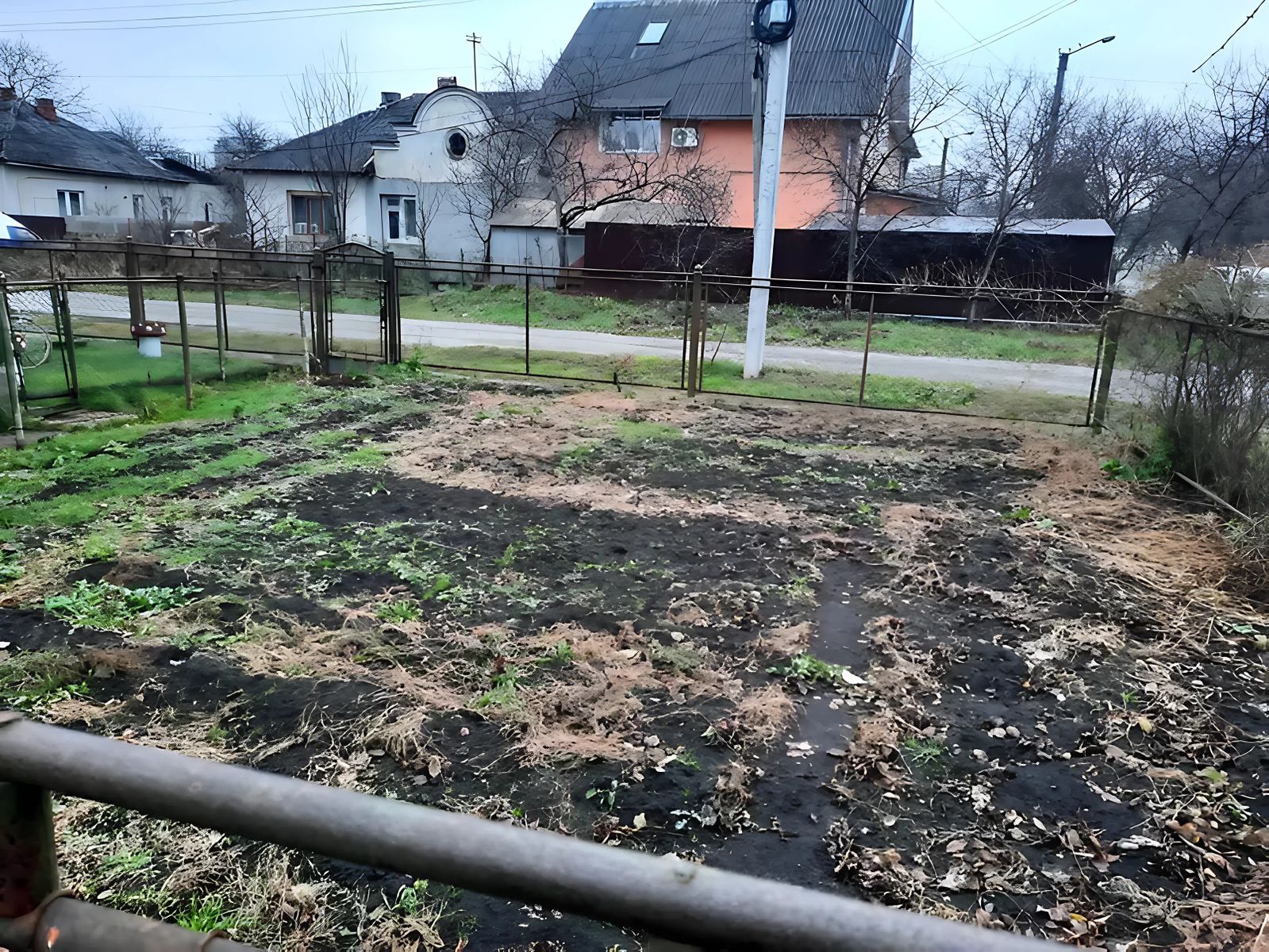 1835346384233135