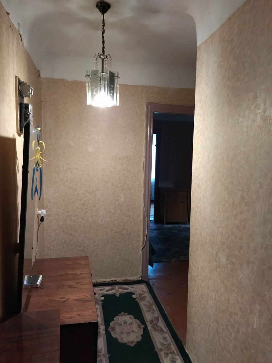 1838424643593135