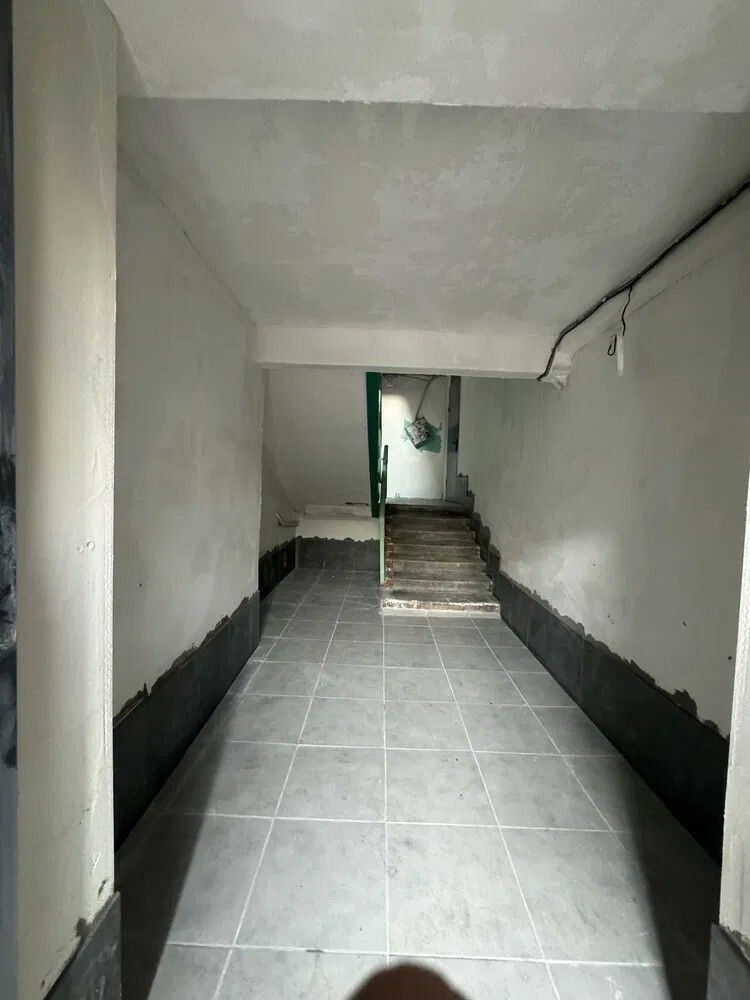 1834799616027137