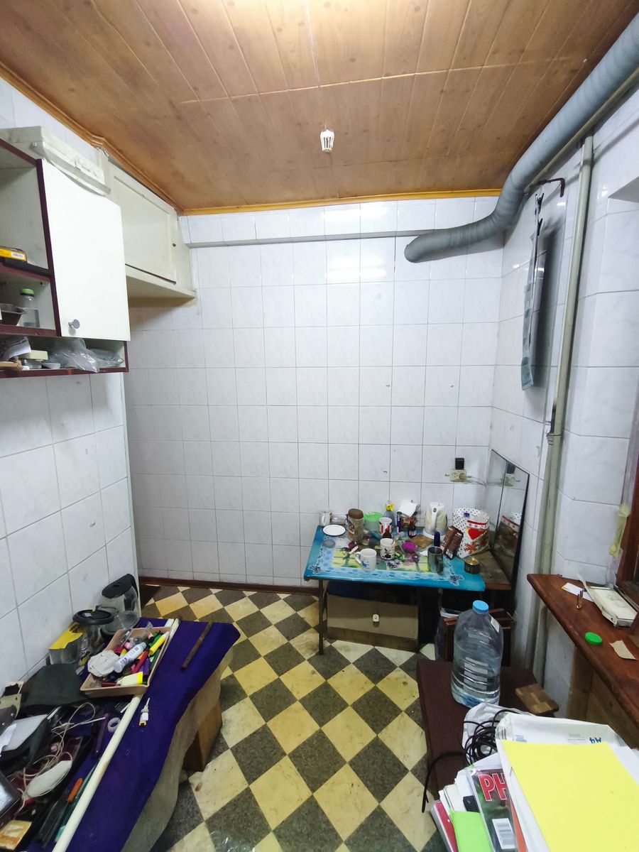 1836086485375137