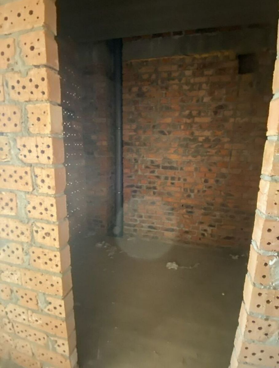1837003316501138