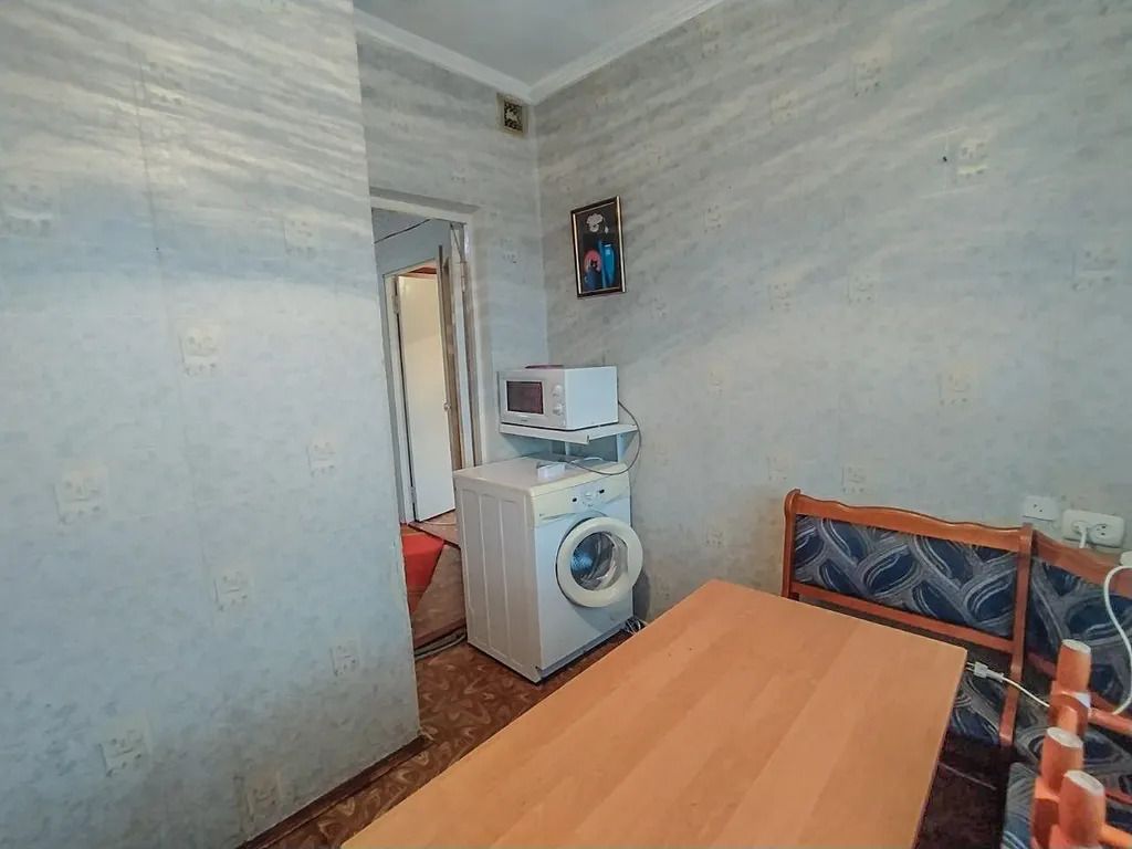 1837618199636138
