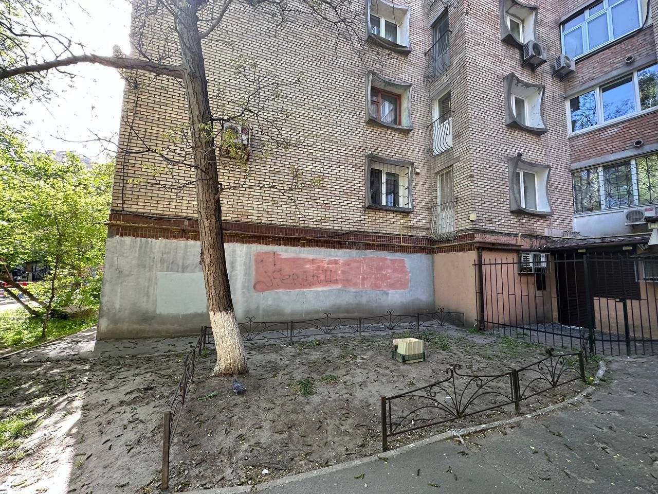 1835261227745139