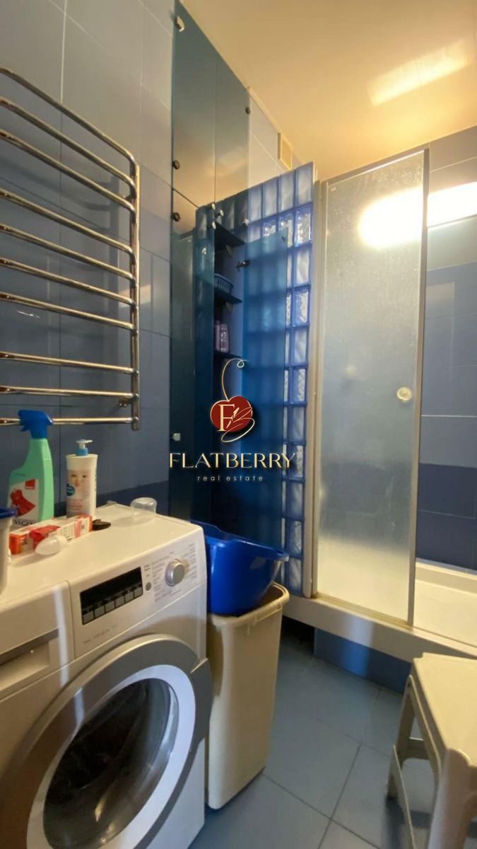1838294774817139