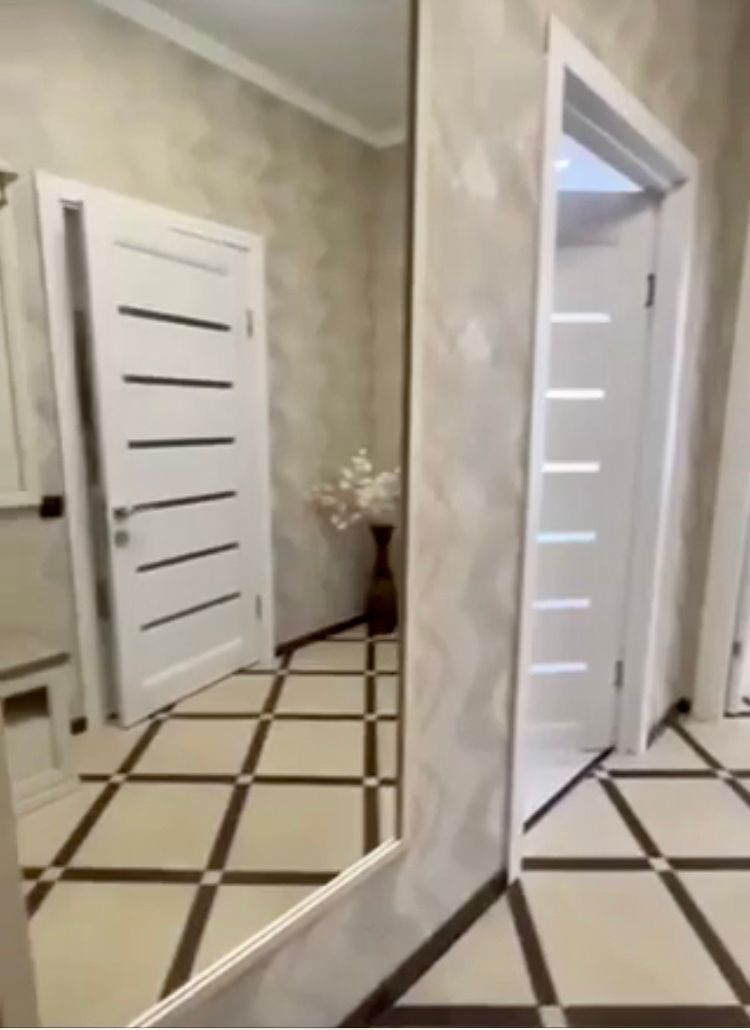 1832477705844014