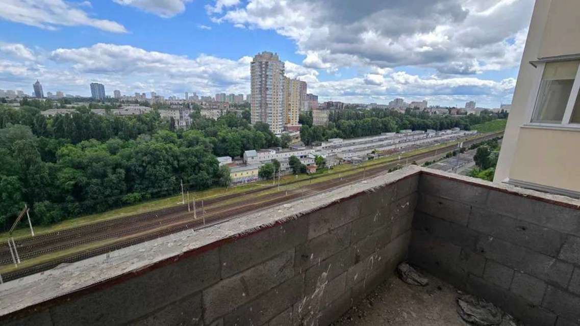 1837807080071141