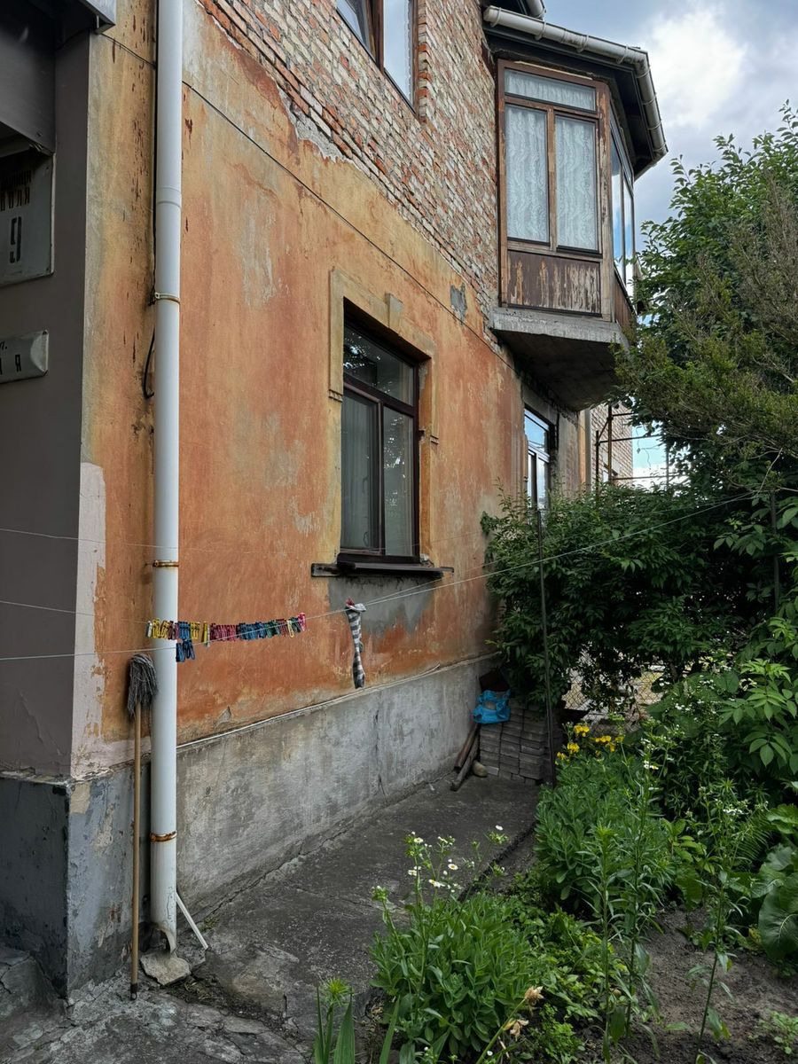 1835521818675142