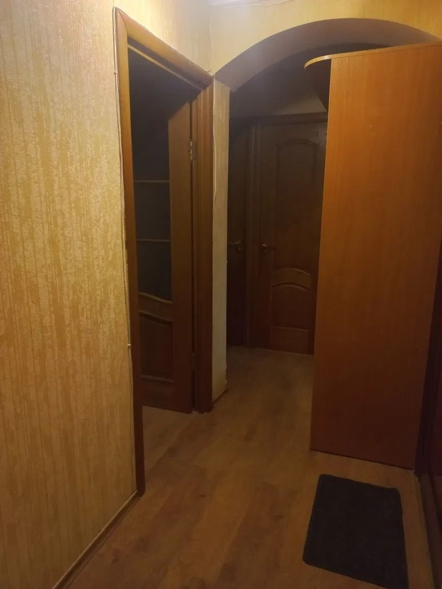 1836978643228142