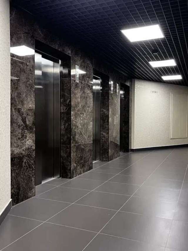 1839607595902142
