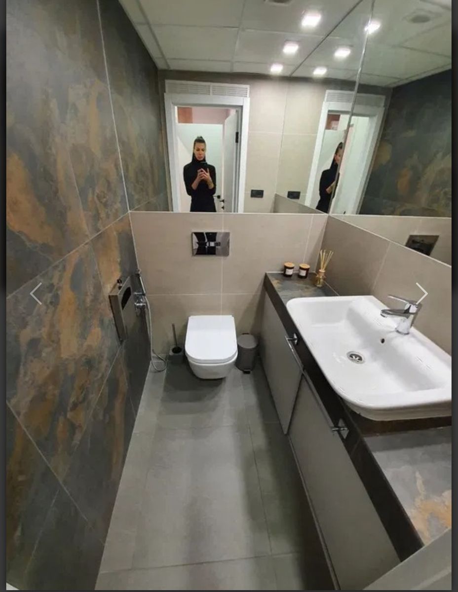 1838895905440143