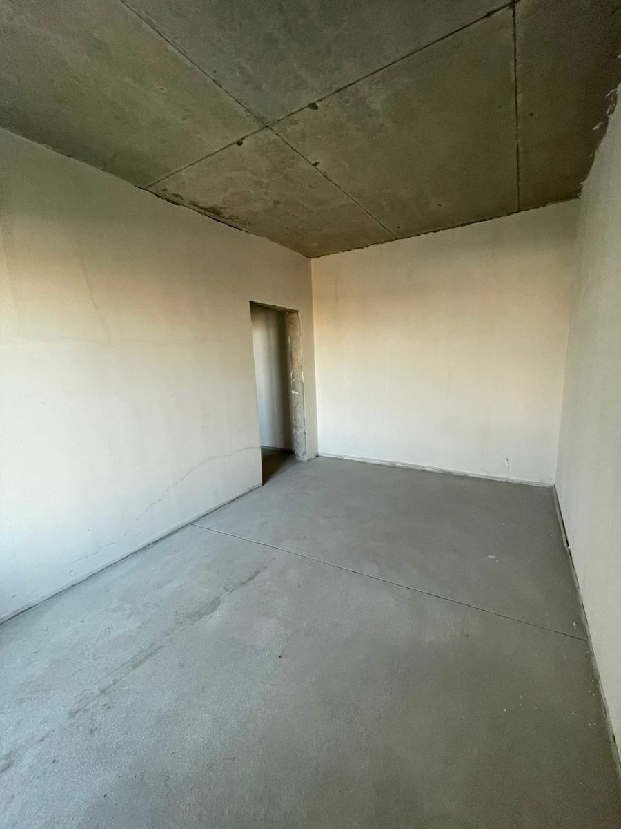 1831464851821144