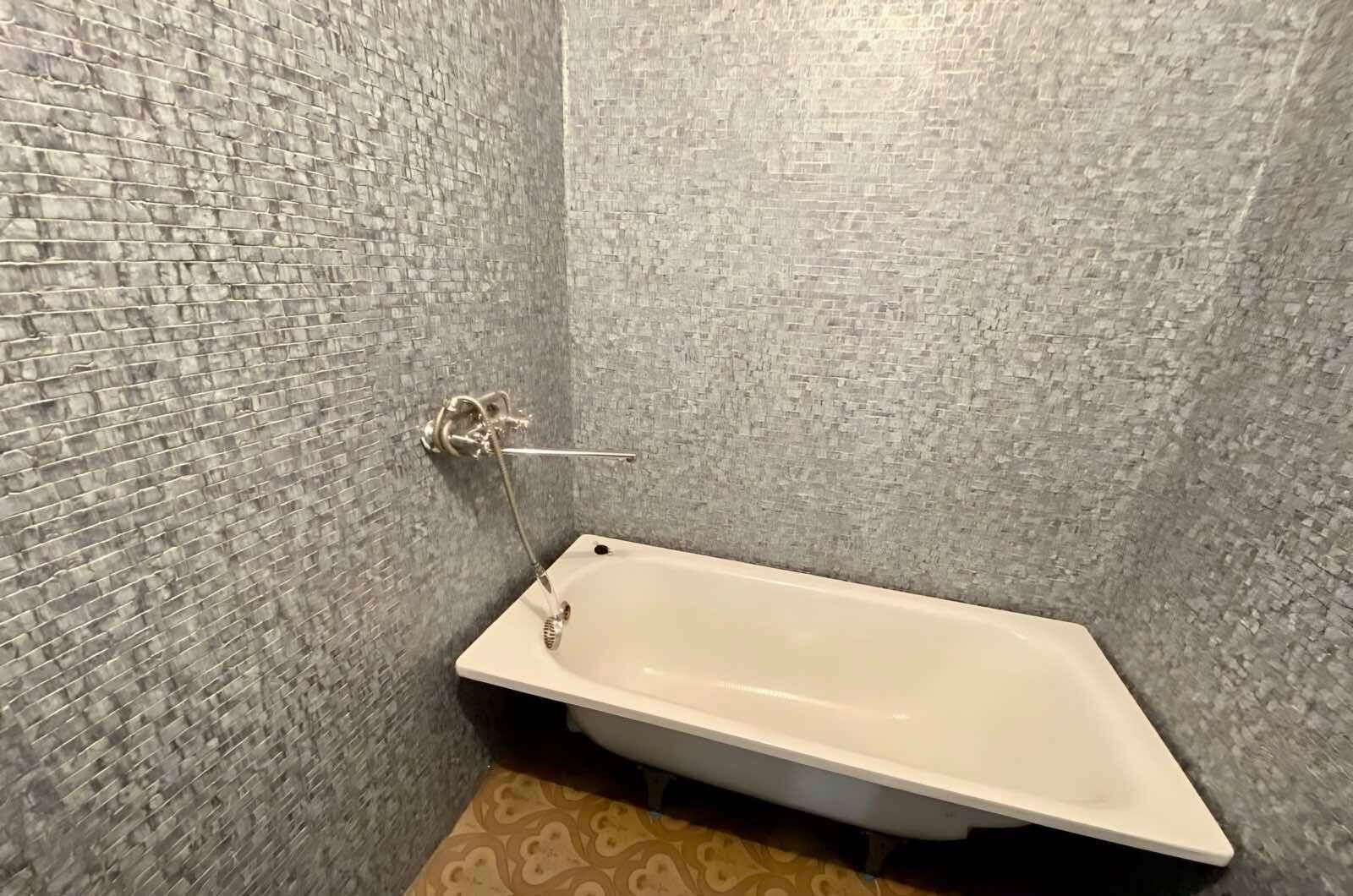 1835820674310144