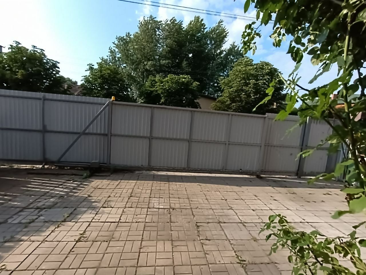 1838523477956144