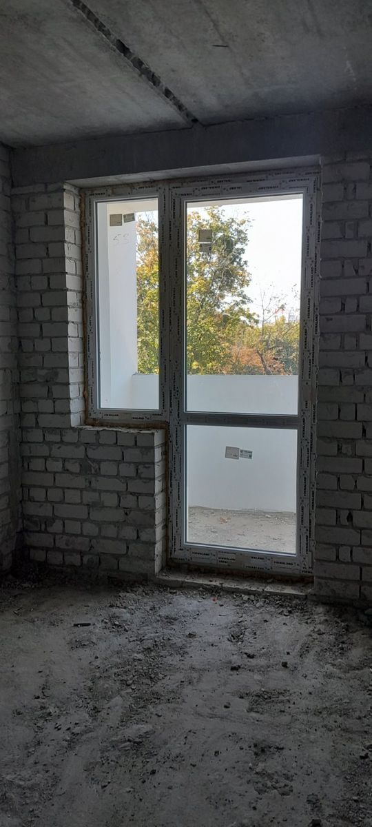 1839084216748144