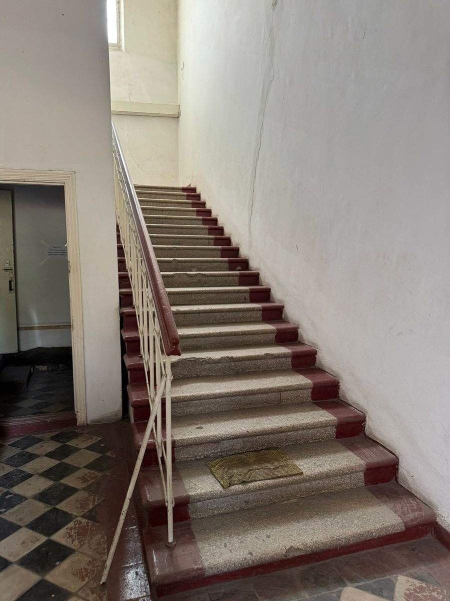 1832805796626145