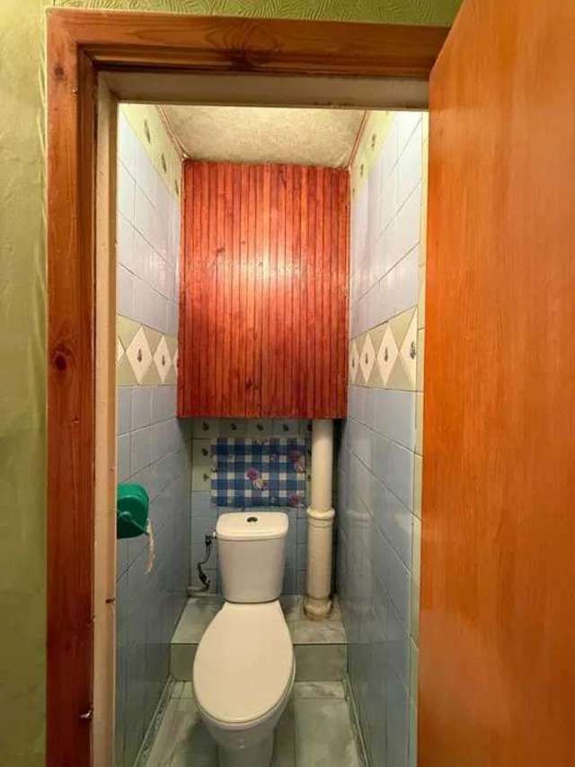 1835987624391147