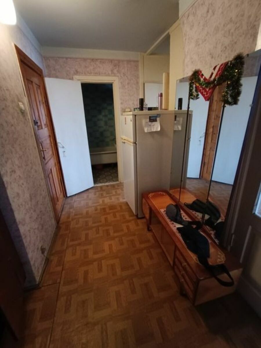 1832564851696148