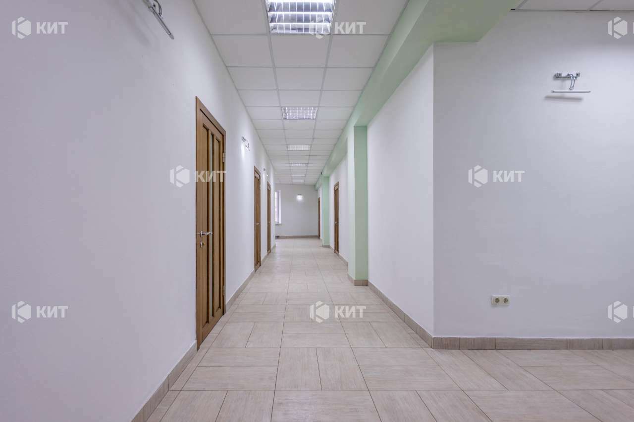 1827028335953015