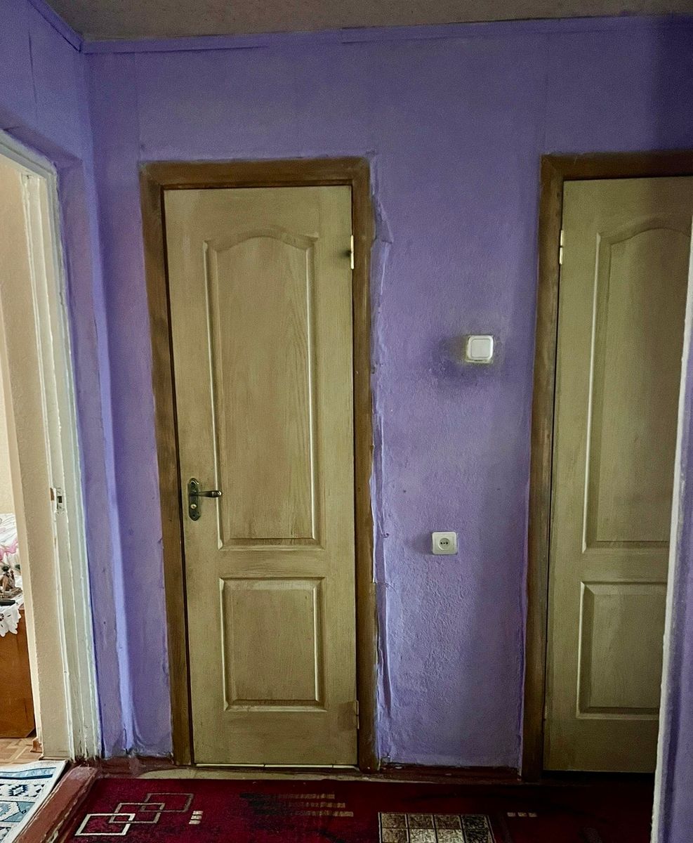 1827571663359015