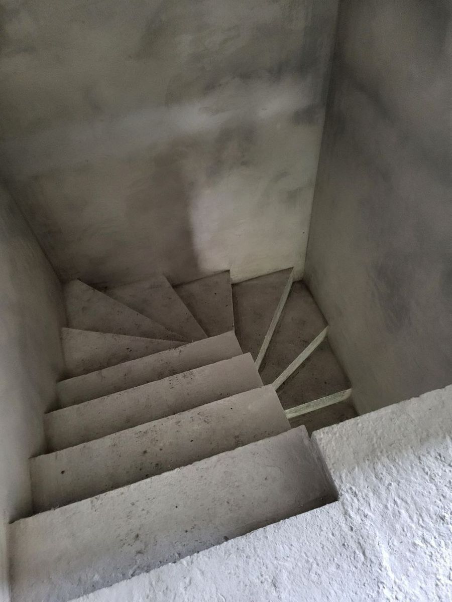 1832915530283015