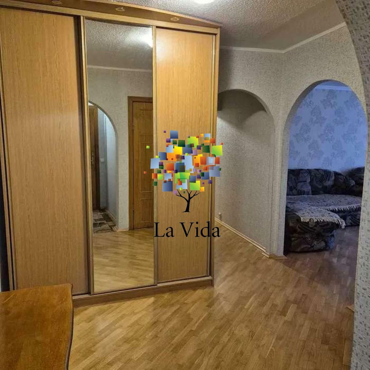 1834184165501015