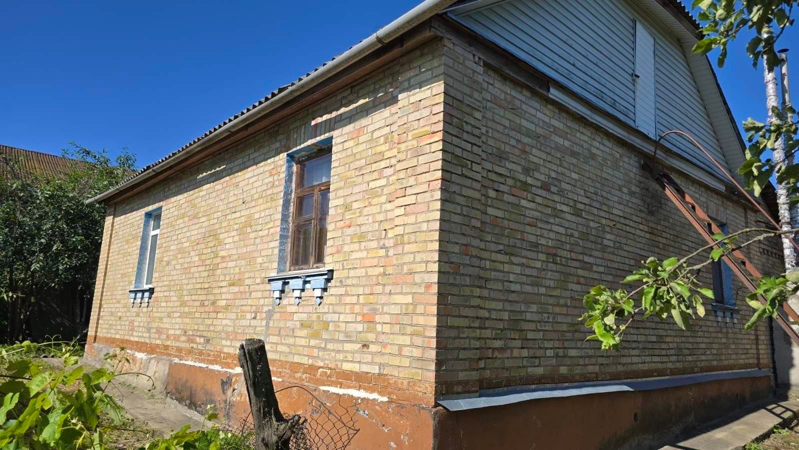 1836818088951015
