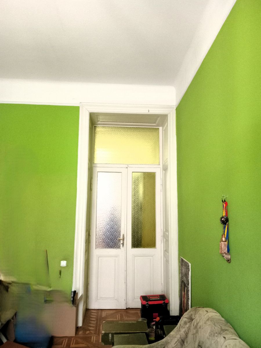 1832016871337153
