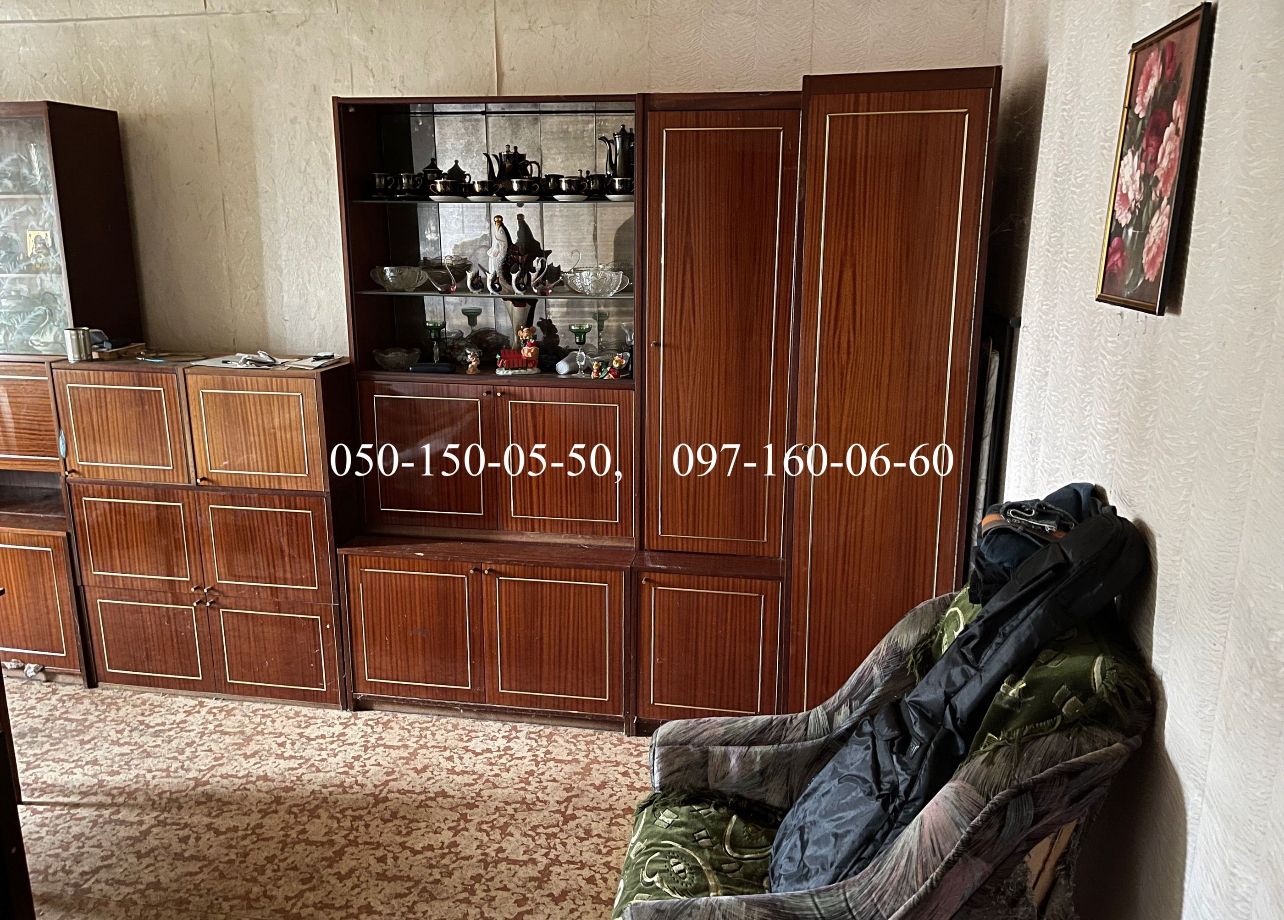 1832259441750155