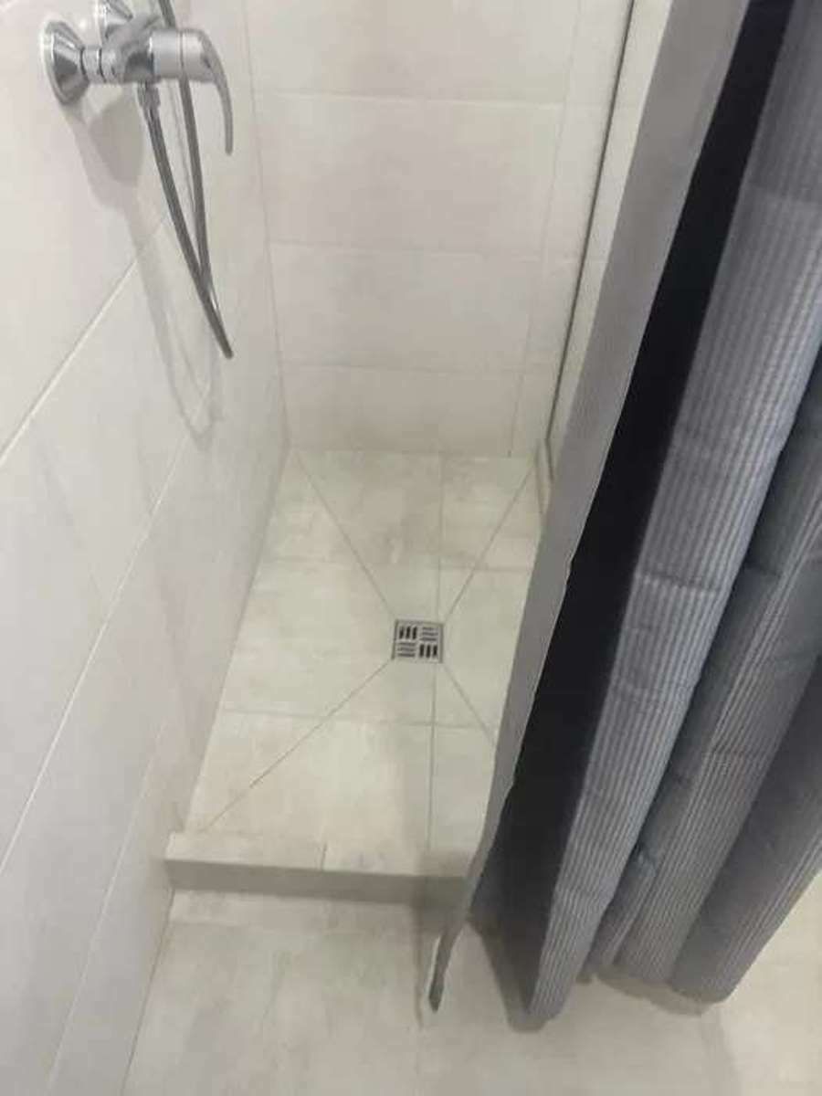 1834800759107155